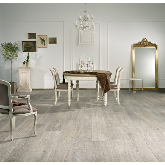 Grandeur 592 Renaissance Oak